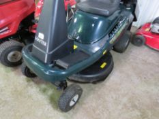 HAYTER HERITAGE M10/30 RIDE ON MOWER. WHEN TESTED WAS SEEN TO RUN, DRIVE AND BLADE TURNED (BATTERY F