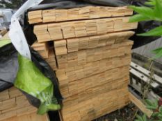 LARGE PACK OF MACHINED HIT AND MISS FENCE BOARDS, UNTREATED, 95MM X 7MM APPROX @ 1.57M LENGTH APPROX