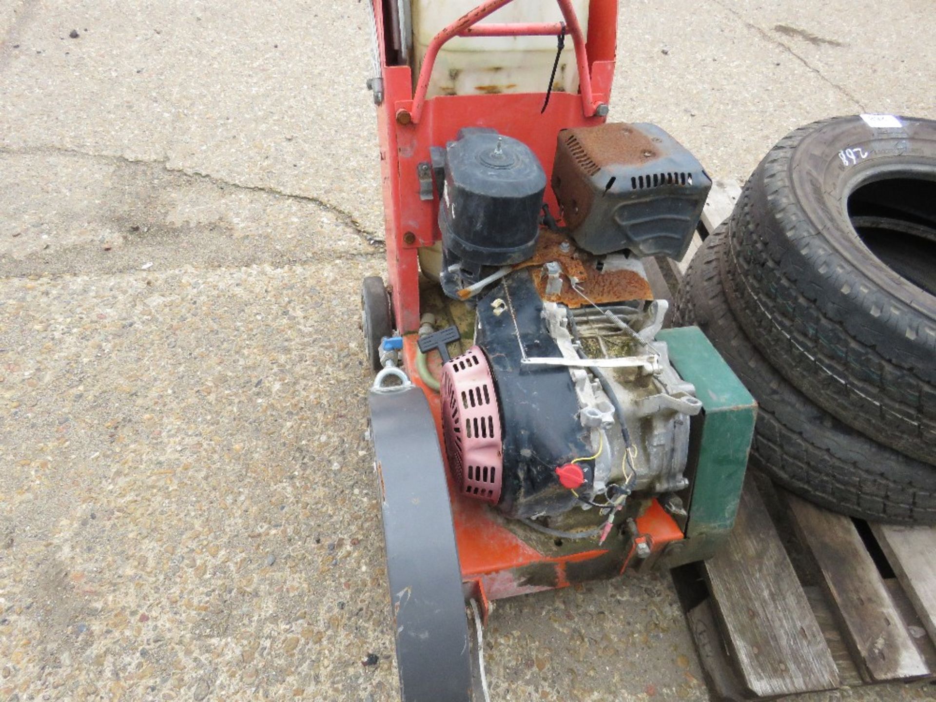 HUSQVARNA PETROL FLOOR SAW, INCOMPLETE.SOURCED FROM MAJOR ROAD CONTRACTOR. - Image 2 of 3