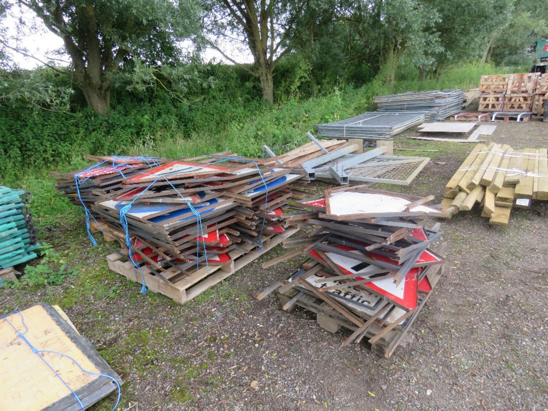 3 X PALLETS OF ASSORTED METAL ROAD SIGNS.