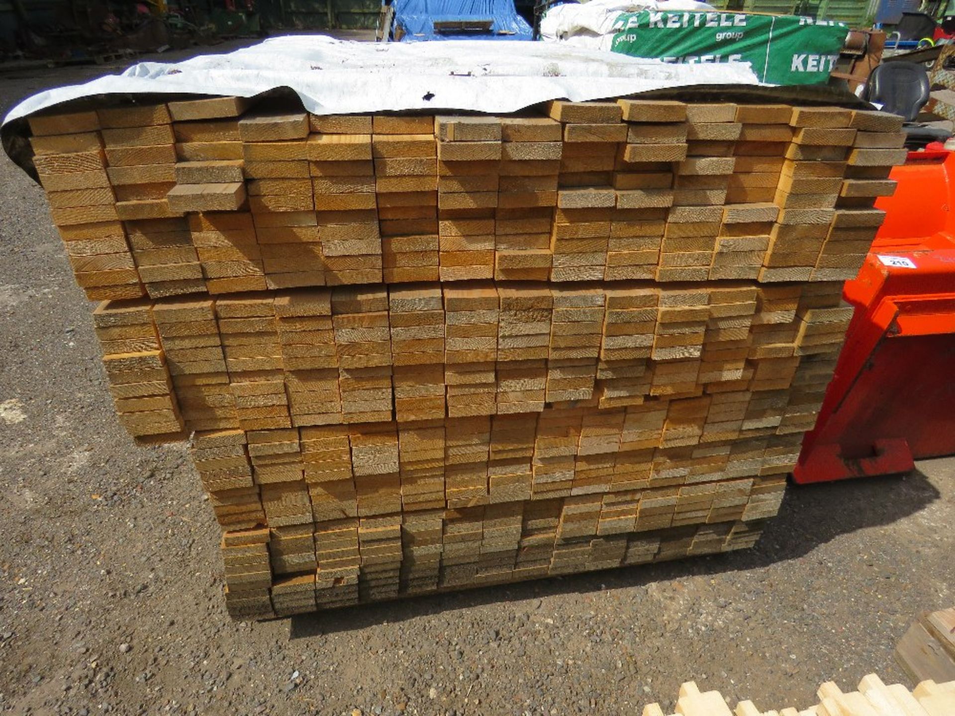 PACK OF UNTREATED TIMBER SLATS/BOARDS 70MM X 20MM X 1.86M APPROX. - Image 2 of 5