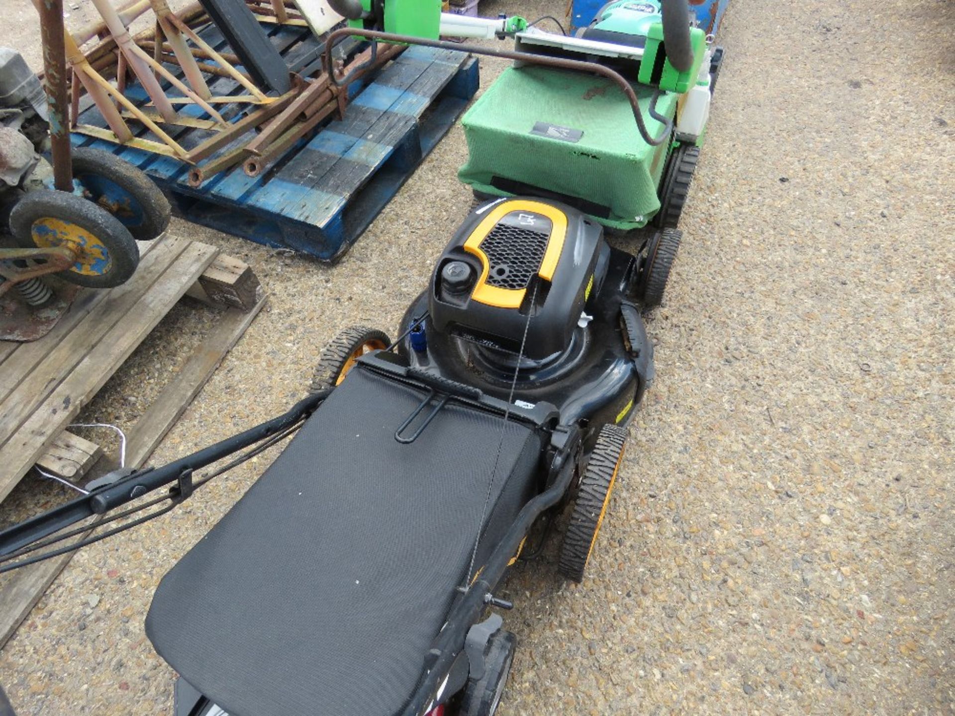 McCULLOCH WIDE CUT DRIVEN MOWER WITH COLLECTOR BAG. WHEN TESTED WAS SEEN TO DRIVE AND BLADE TURNED. - Image 2 of 3