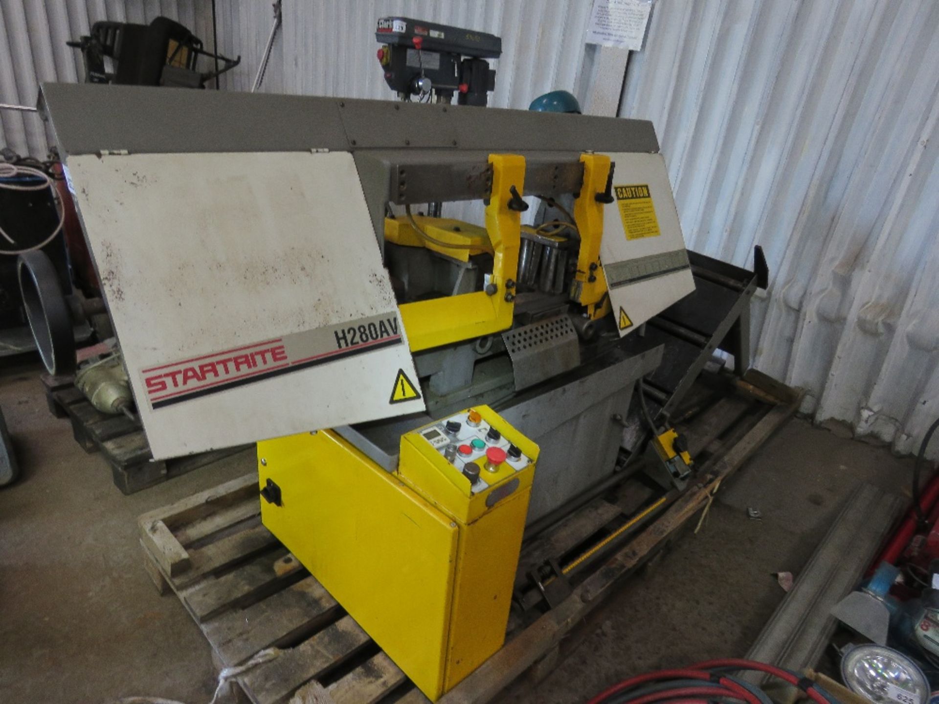 STARTRITE H280AV 3 PHASE HORIZONTAL BANDSAW. SOURCED FROM COMPANY LIQUIDATION, SEEN WORKING WHEN RE