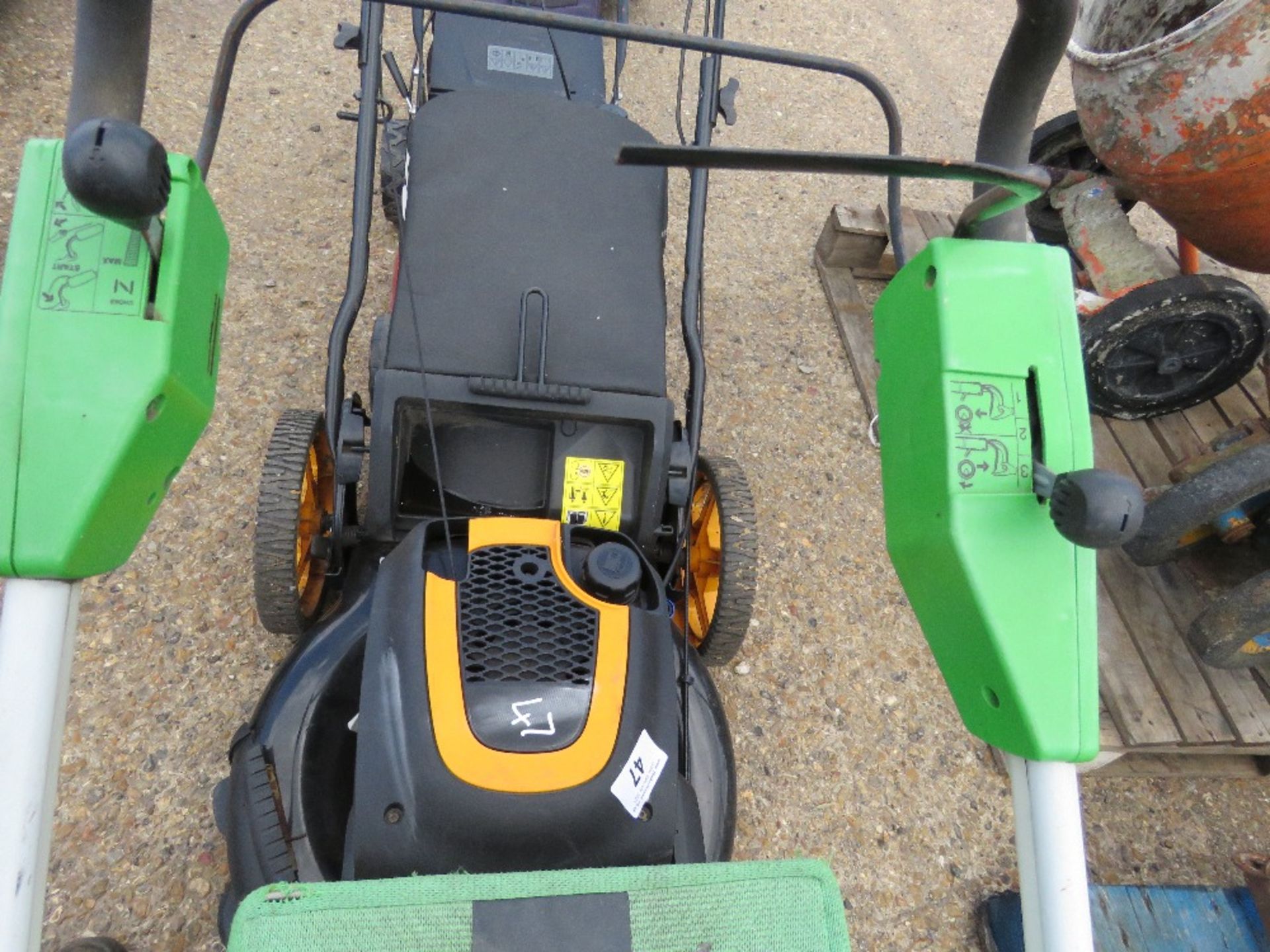 McCULLOCH WIDE CUT DRIVEN MOWER WITH COLLECTOR BAG. WHEN TESTED WAS SEEN TO DRIVE AND BLADE TURNED. - Image 3 of 3