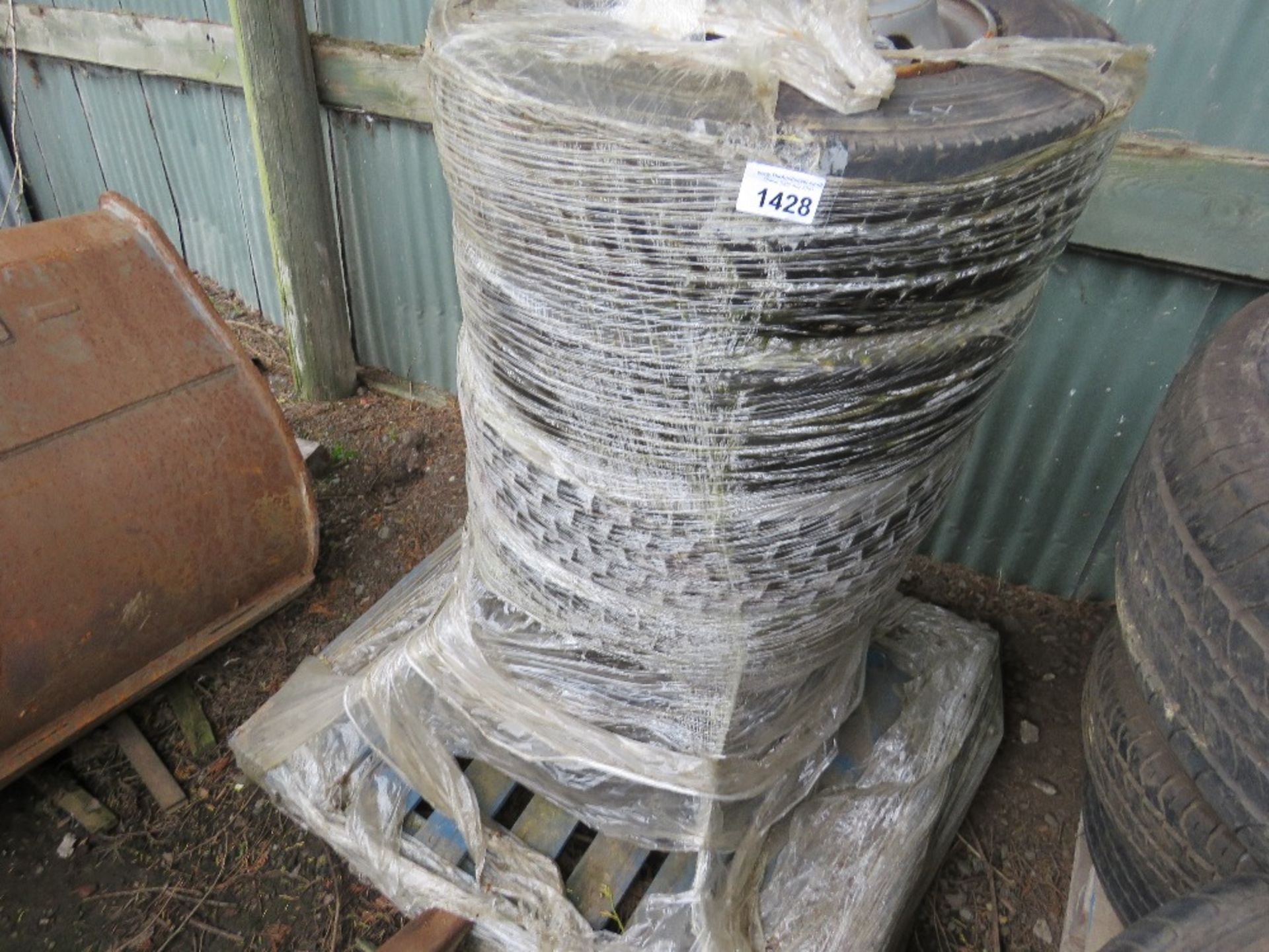 6 X 205/75R17.5 LORRY WHEELS AND TYRES. SOURCED FROM MAJOR UK ROADS CONTRACTOR.