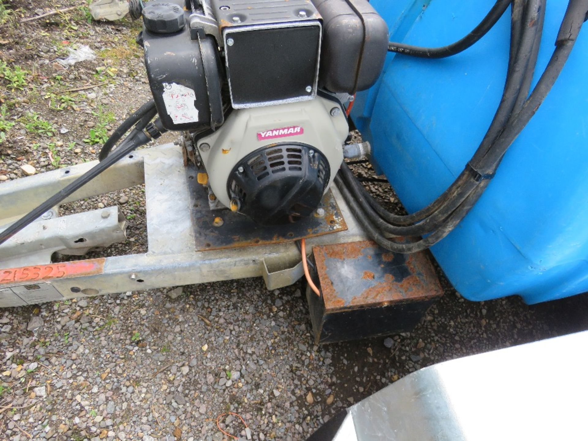 MAINWAY TOWED WASHER BOWSER WITH YANMAR ENGINED PUMP. WHEN INSPECTED NO POWER TO STARTER THEREFORE S - Image 3 of 6