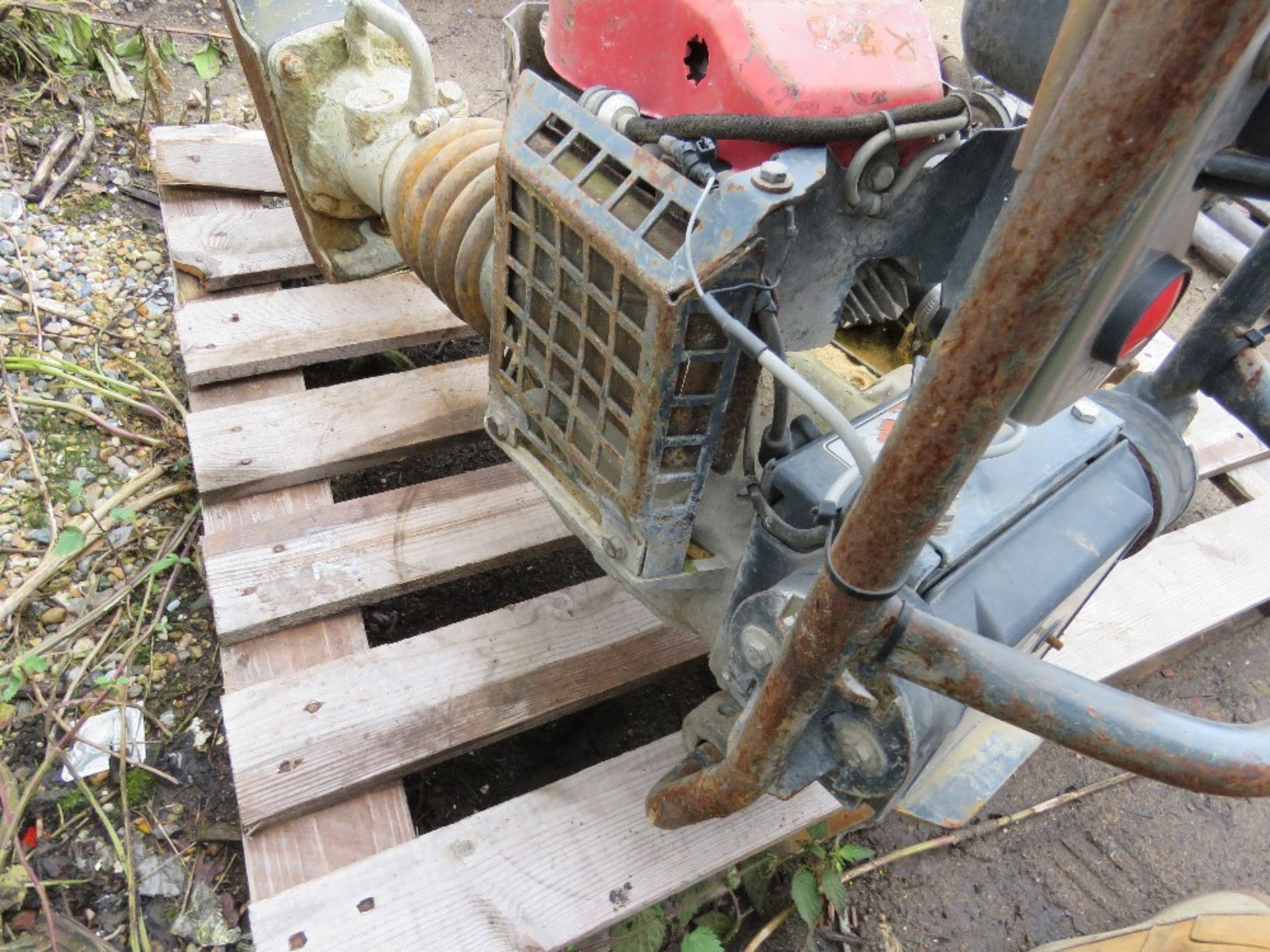 BOMAG TRENCH COMPACTOR PLUS COMPACTION PLATE BASE. SOURCED FROM MAJOR ROAD CONTRACTOR. - Image 3 of 4