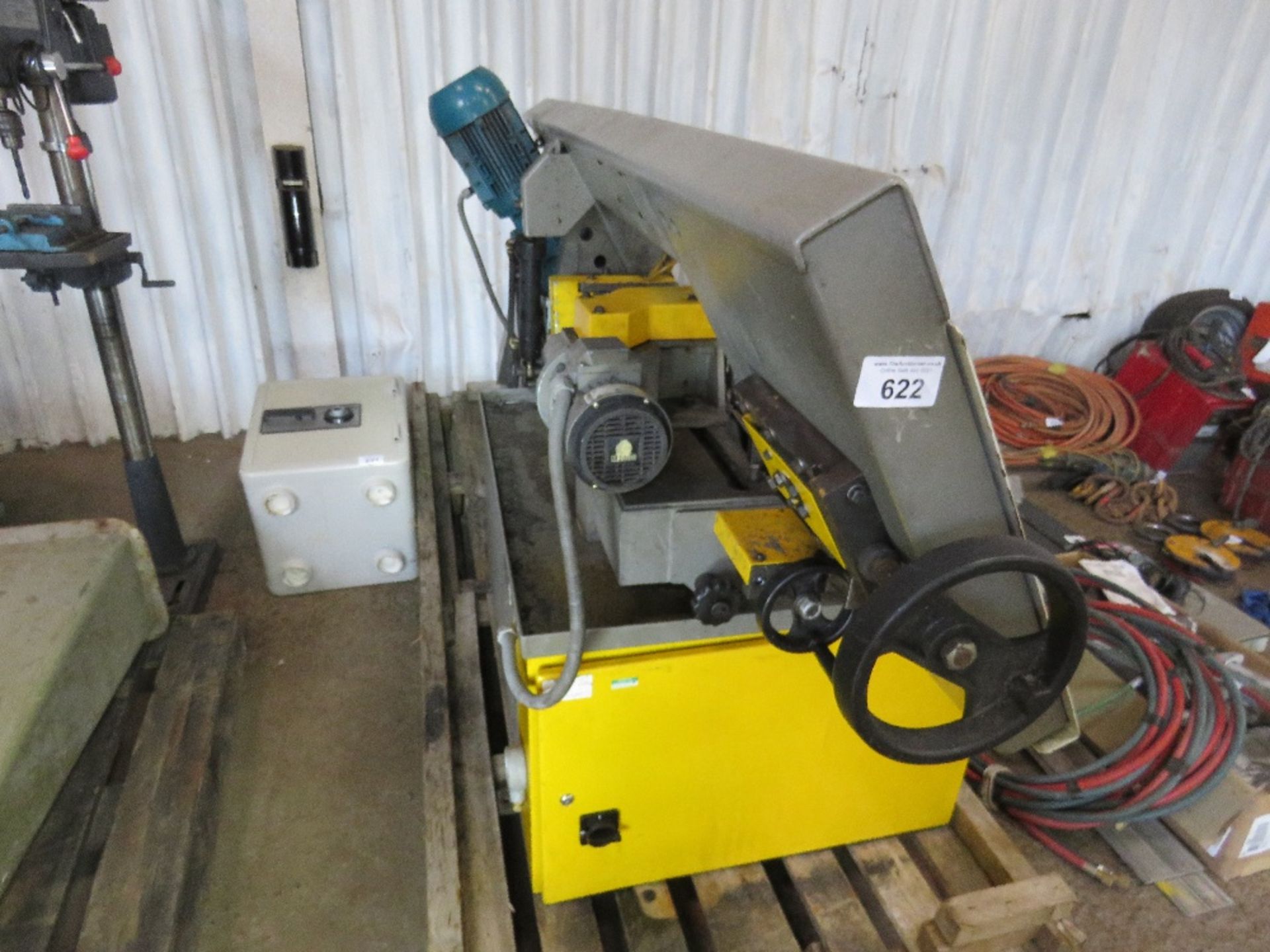 STARTRITE H280AV 3 PHASE HORIZONTAL BANDSAW. SOURCED FROM COMPANY LIQUIDATION, SEEN WORKING WHEN RE - Image 2 of 11