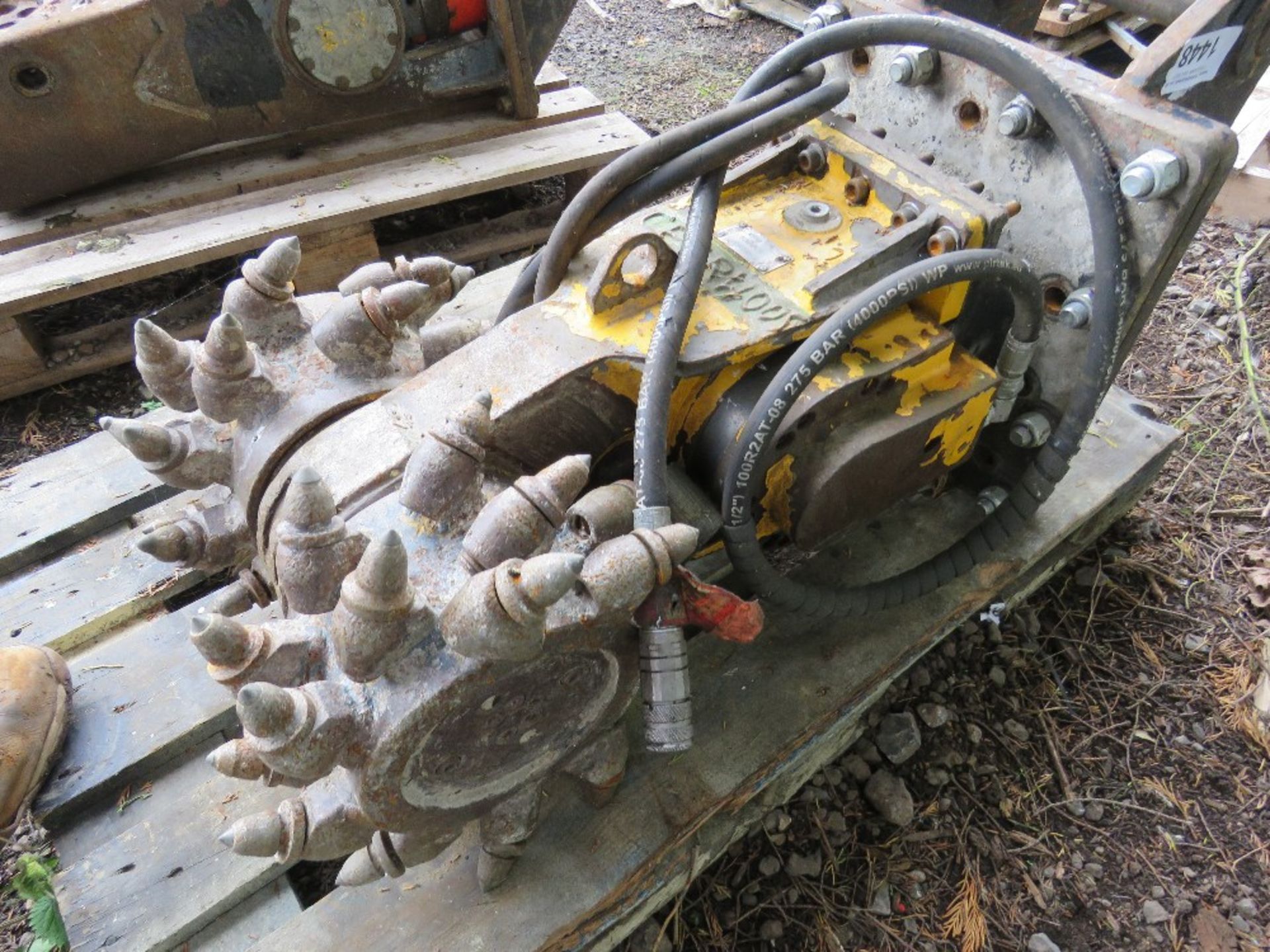 ROCK WHEEL D10 BG5 TWIN HEAD ROCK GRINDING HEAD/PLANER FOR EXCAVATOR. ON 45MM PINS. WORKING WHEN R - Image 5 of 5