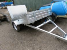 GALVANISED SINGLE AXLED TIPPING TRAILER WITH A RAMP, 7FT X 5FT APPROX, UNUSED.