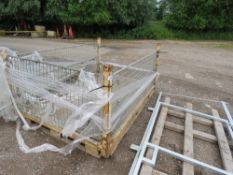 1 X HEAVY DUTY STACKABLE STILLAGE.