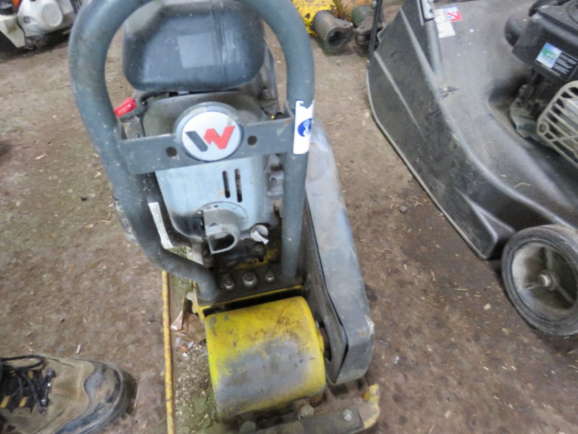 PETROL ENGINED COMPACTION PLATE. TURNS OVER NOT STARTING. - Image 3 of 3