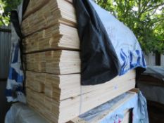 LARGE PACK OF UNTREATED HIT AND MISS TIMBER FENCE CLADDING BOARDS, 1.57M LENGTH X 95MM WIDTH APPROX.