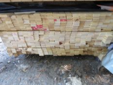 LARGE PACK OF UNTREATED VENETIAN TIMBER FENCE CLADDING SLATS, 1.8M LENGTH X 45MM WIDTH X 10MM DEPTH