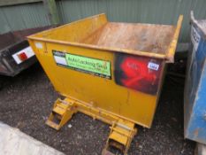 YELLOW EASTERN TELEHANDLER FORKLIFT MOUNTED SKIP WITH AUTO LOCK, YEAR 2018.