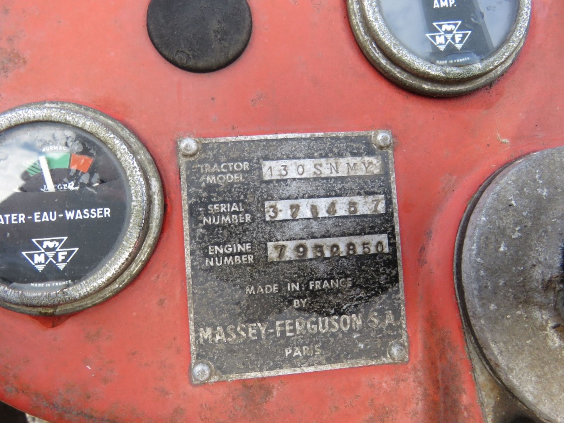 MASSEY FERGUSON 130 2WD TRACTOR . DIRECT FROM LOCAL HAY CONTRACTOR WHO IS RETIRING. - Image 10 of 13