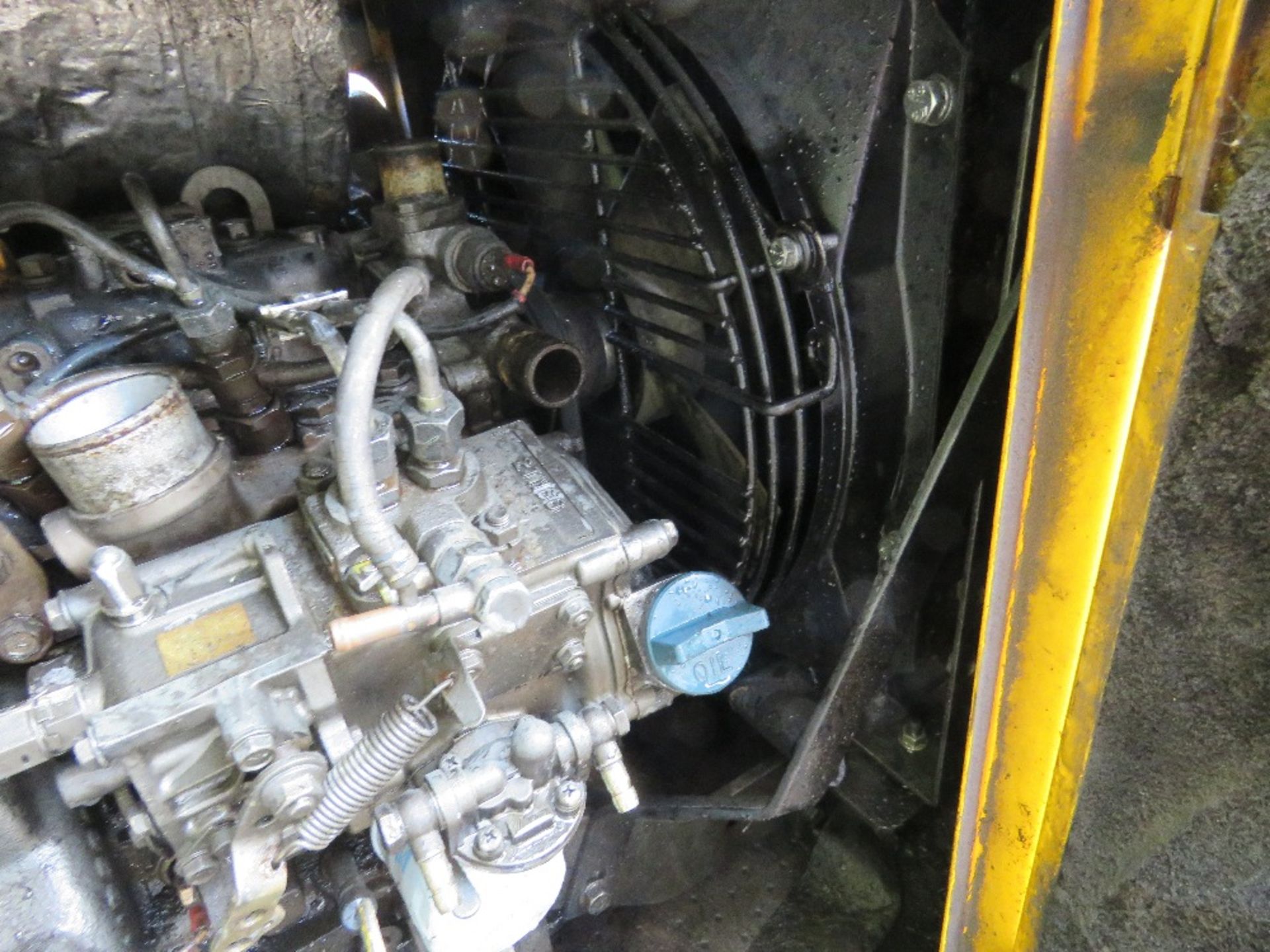 STEPHILL 9KVA SKID GENERATOR WITH YANMAR 2 CYLINDER ENGIE. FROM VISUAL INSPECTION HOSES MISSING FROM - Image 5 of 5
