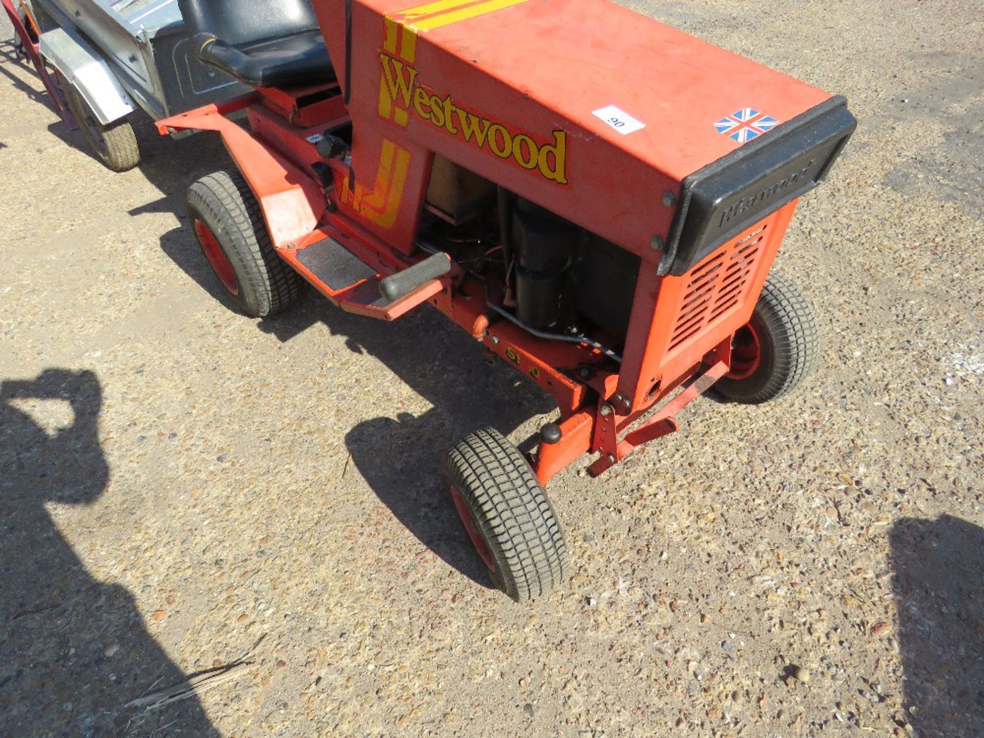 WESTWOOD GARDEN TRACTOR, NO DECK.