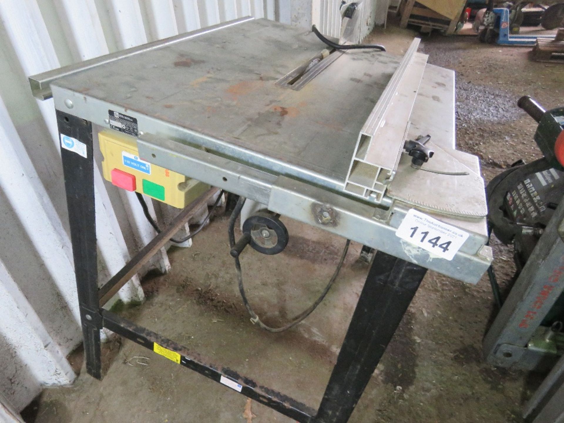 TABLE SAW, 110VOLT POWERED.