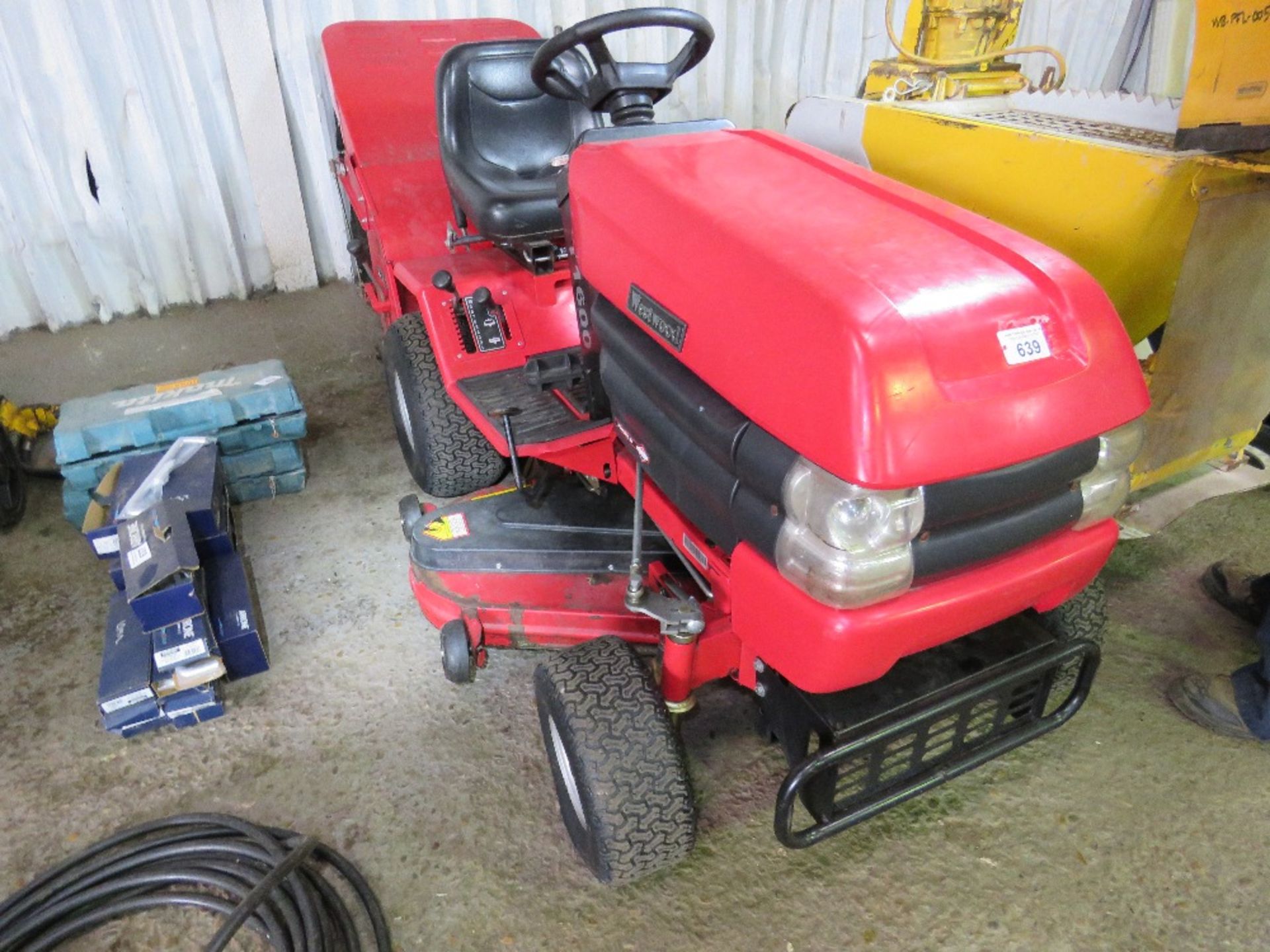 WESTWOOD T1600 HYDRO RIDE ON MOWER WITH COLLECTOR. WHEN TESTED WAS SEEN TO RUN, DRIVE, AND BLADES TU