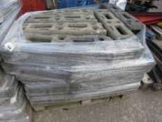 PALLET OF HERAS TYPE TEMPORARY FENCE BASES/FEET.