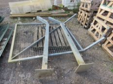 METAL GATE 5FT WIDE X 7FT HEIGHT APPROX WITH 2 X POSTS.