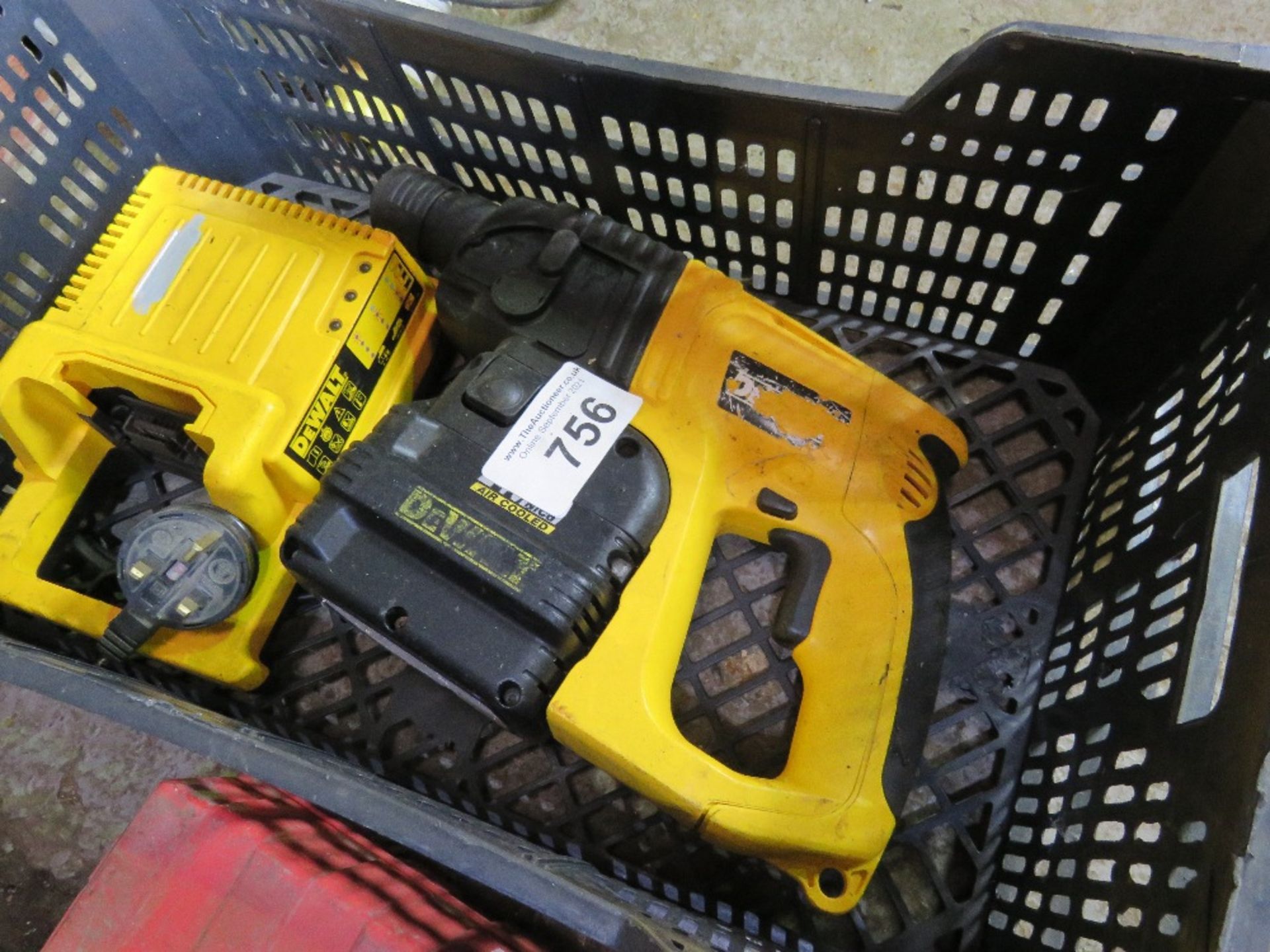 DEWALT BATTERY DRILL. - Image 2 of 3