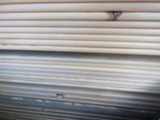 LARGE PACK OF UNTREATED HIT AND MISS TIMBER FENCE CLADDING BOARDS, 1.44M LENGTH X 95MM WIDTH.