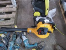 McCULLOCH PETROL ENGINED LEAF VAC/BLOWER. UNTESTED, CONDITION UNKNOWN. NO VAT ON HAMMER PRICE.