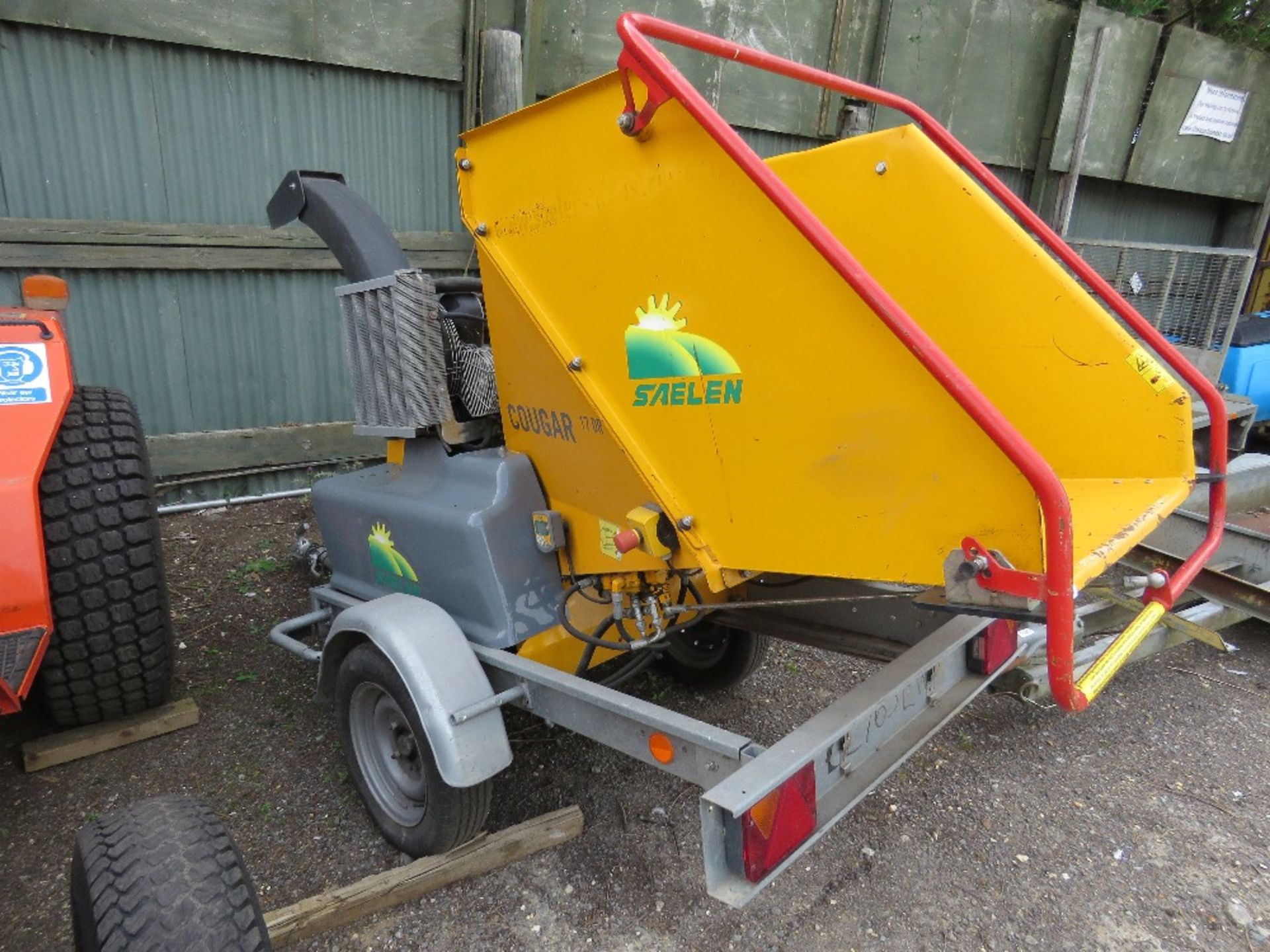 SAELEN COUGAR DR17 EVO DIESEL ENGINED CHIPPER, YEAR 2011. 251 REC HOURS. SN:11101. WHEN TESTED WAS S