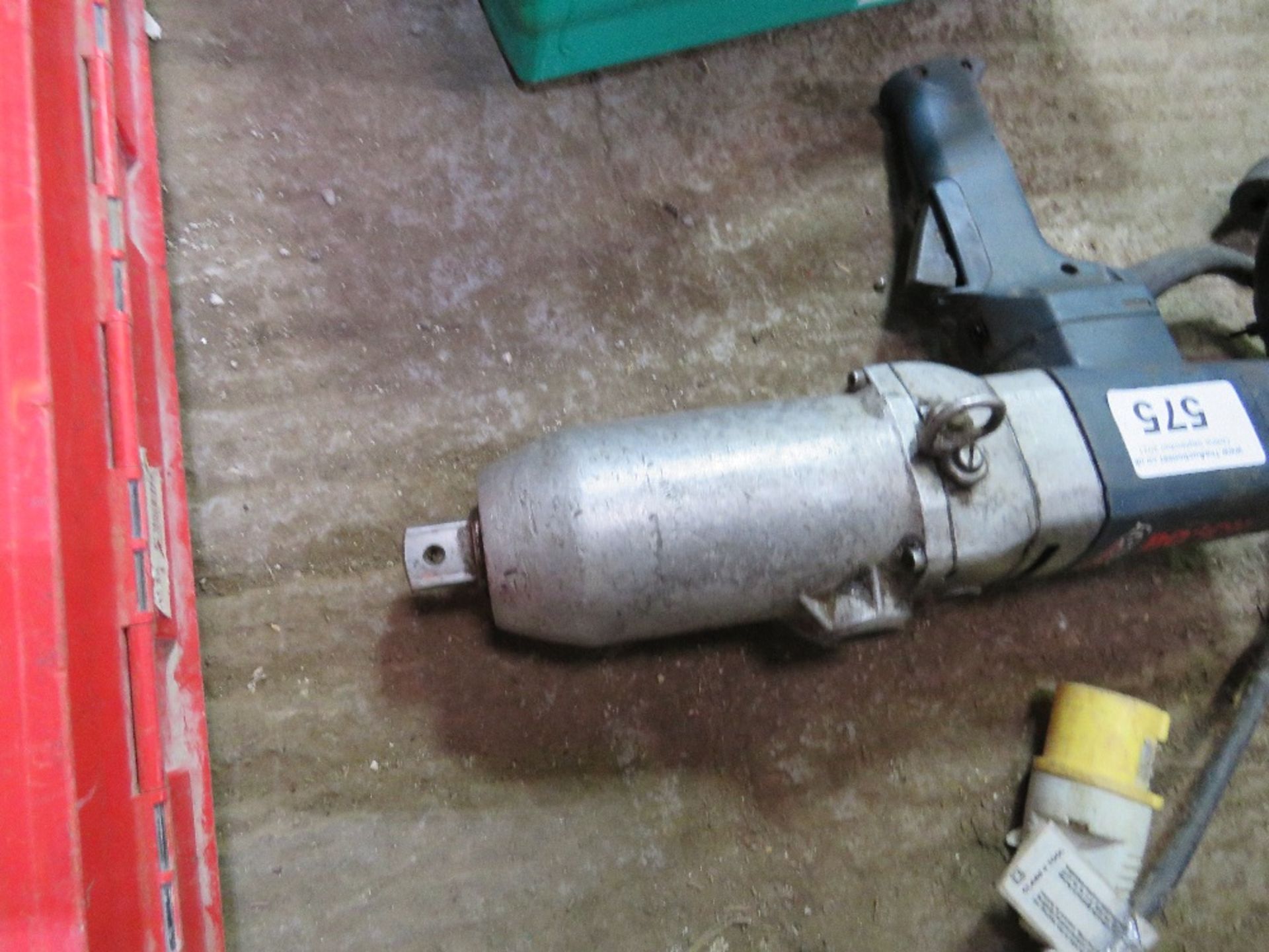 BOSCH 110VOLT NUT GUN. UNTESTED. - Image 2 of 2