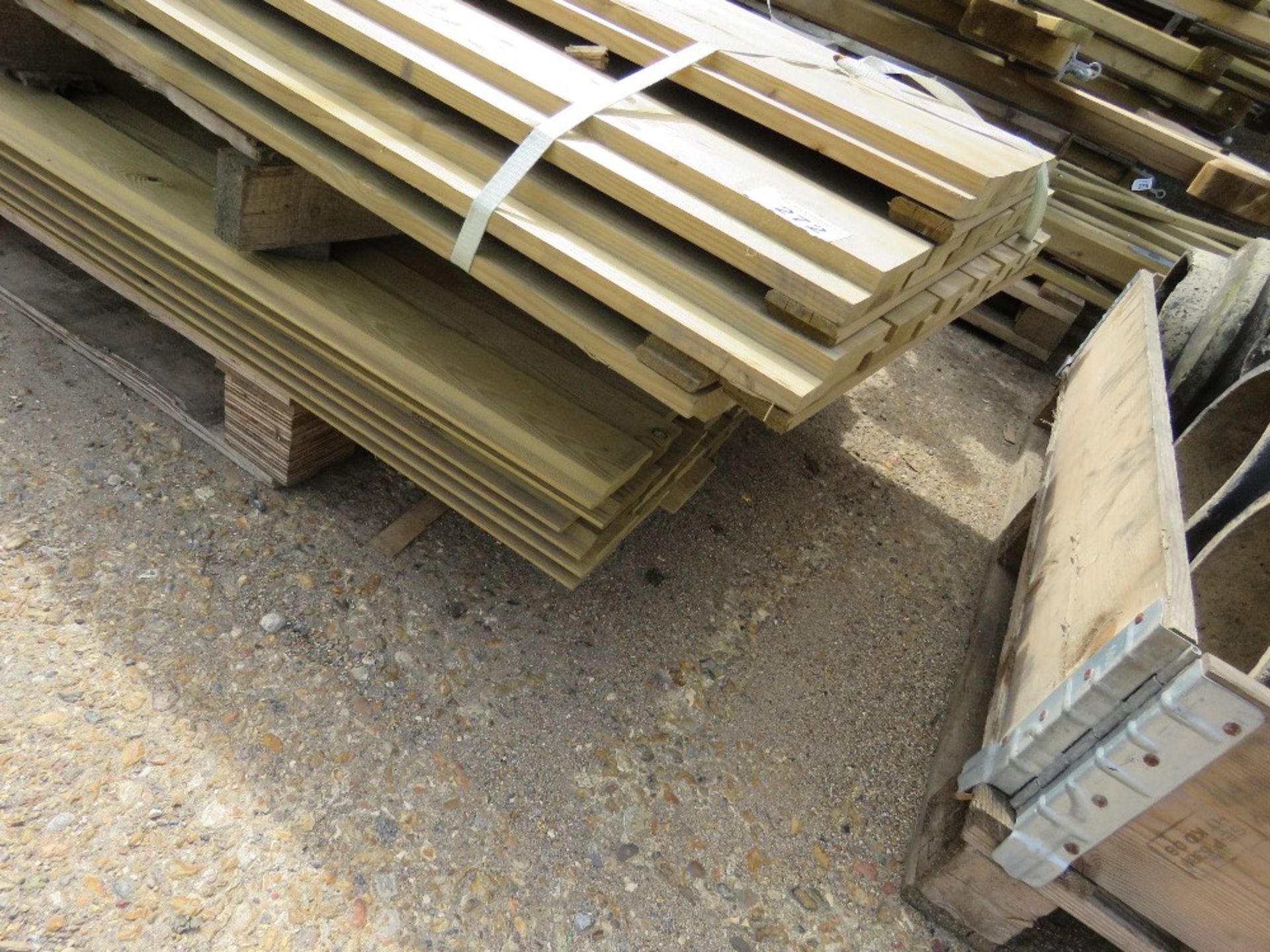 PALLET OF ASSORTED TIMBERS, MAINLY SHIPLAP, 1.7-1.8M APPROX. - Image 2 of 5