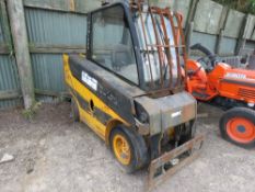 JCB TELETRUK TELESCOPIC FORKLIFT YEAR 1998 SN:0788269. NEEDS ATTENTION. NO FORKS. WHEN TESTED WAS S