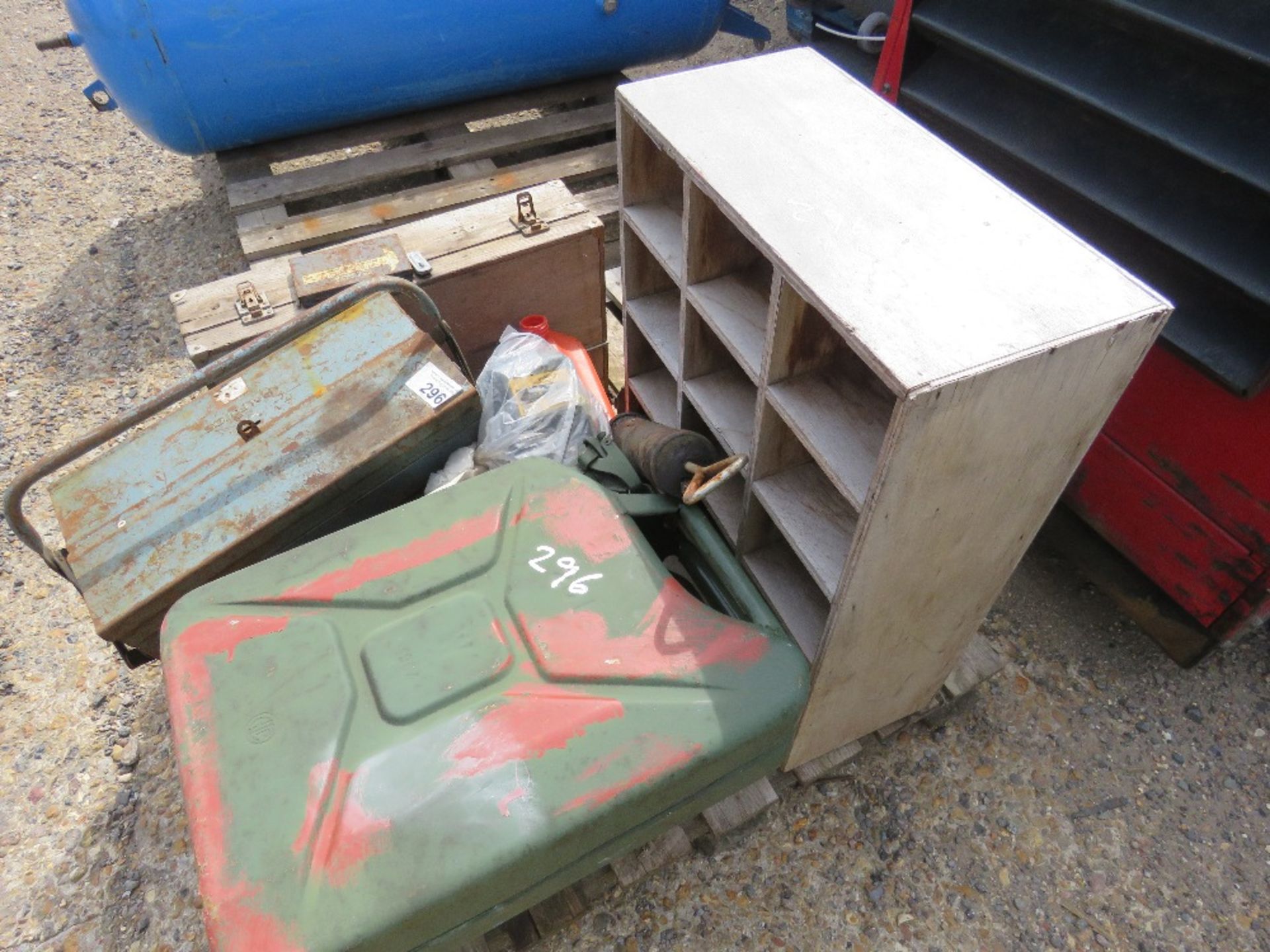 PALLET OF TOOL BOXES PLUS RACKS, GERRY FUEL CANS ETC. - Image 3 of 3