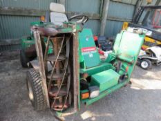 RANSOMES 2350 PLUS PARKWAY 4WD PROFESSIONAL RIDE ON TRIPLE CYLINDER MOWER. REG:Y188 HUB (LOG BOOK TO