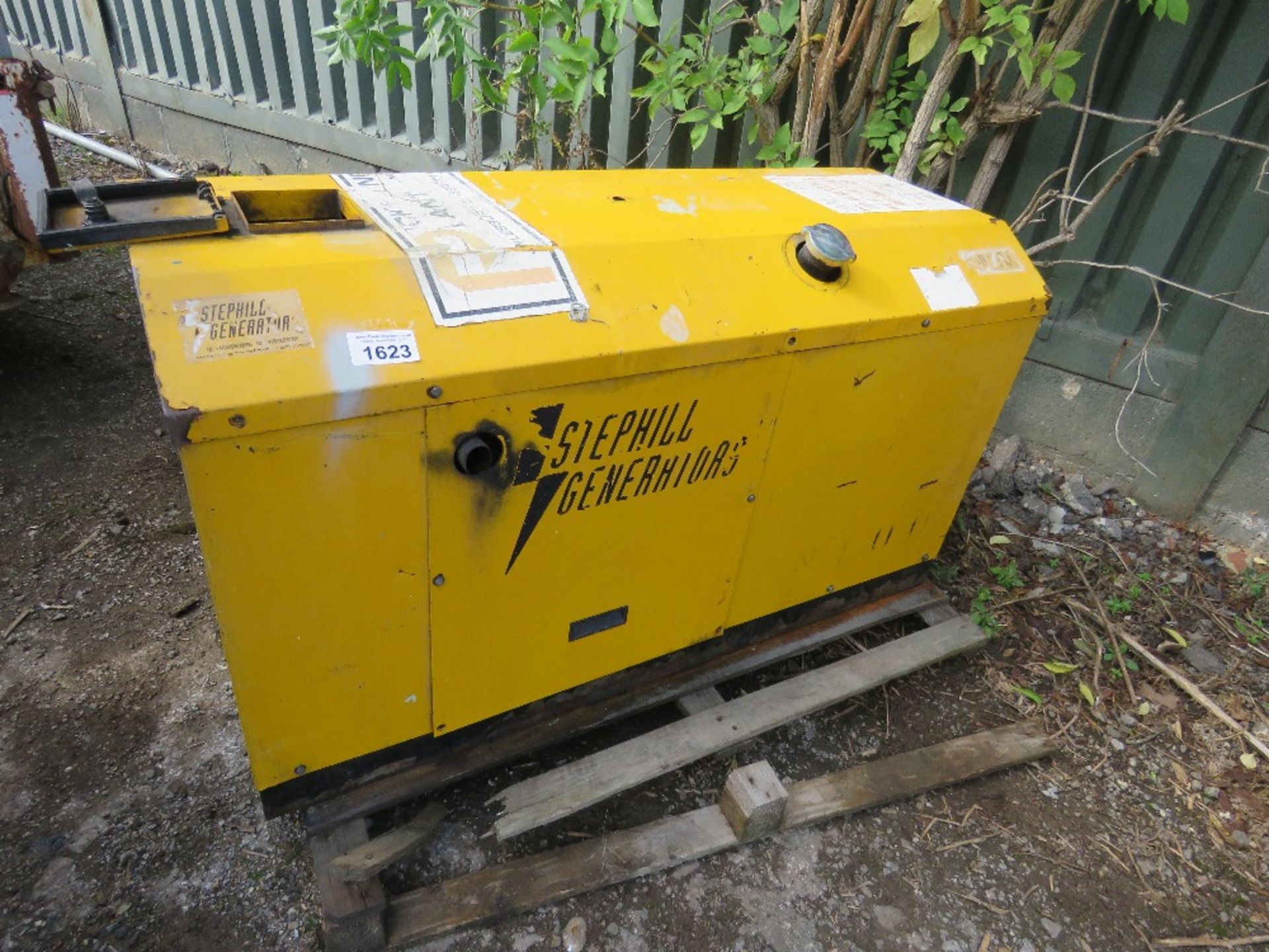 STEPHILL 9KVA SKID GENERATOR WITH YANMAR 2 CYLINDER ENGIE. FROM VISUAL INSPECTION HOSES MISSING FROM