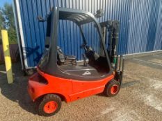 LINDE H20D CONTAINER SPEC FORKLIFT TRUCK, YEAR 2006.