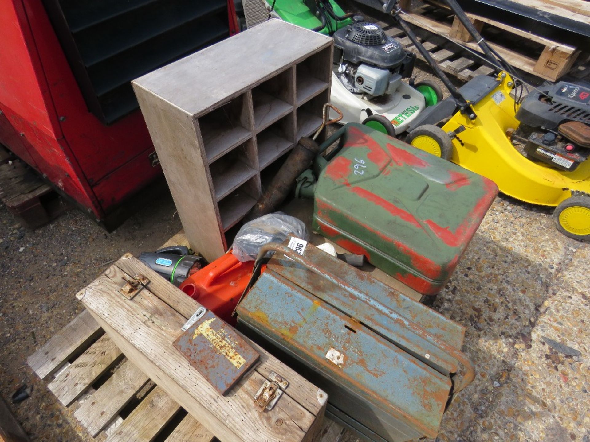 PALLET OF TOOL BOXES PLUS RACKS, GERRY FUEL CANS ETC. - Image 2 of 3