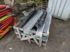 STILLAGE OF STORM DRAIN GRILLES ETC.