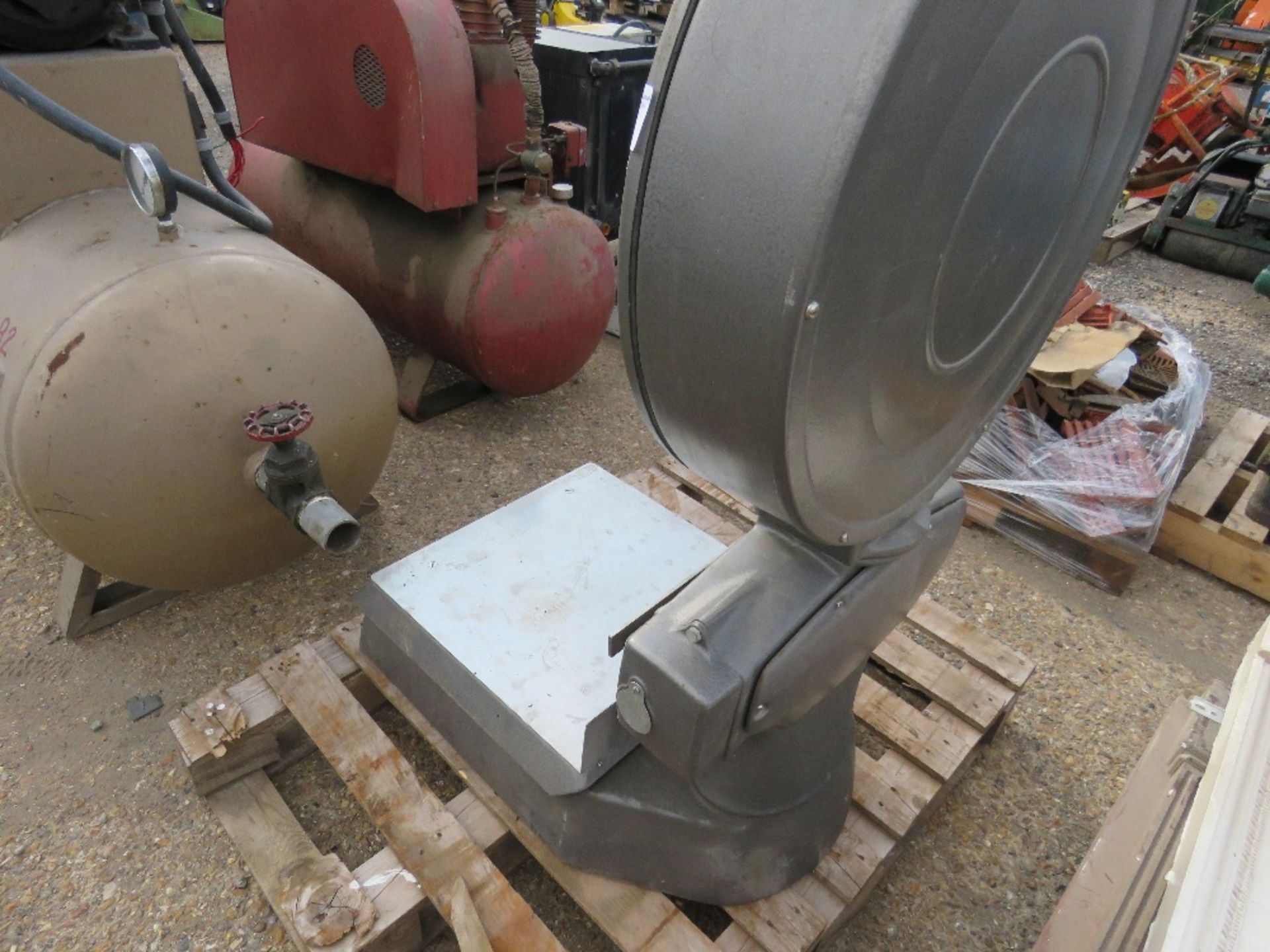 SET OF 50KG SCALES. NO VAT ON HAMMER PRICE. - Image 2 of 2