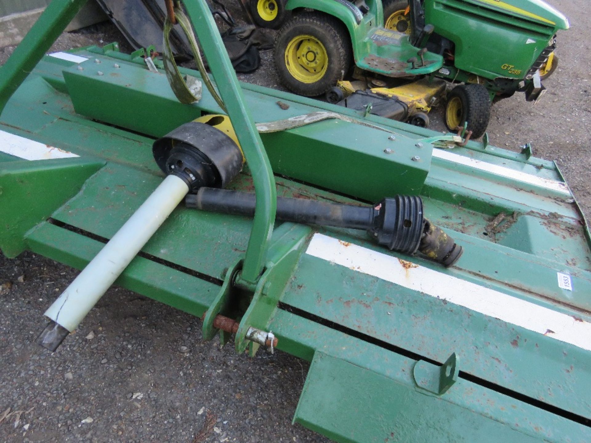 MAJOR GRASSTOPPER TRACTOR MOUNTED MOWER 9FT WIDTH, YEAR 2004, WITH PTO SHAFT. - Image 2 of 7