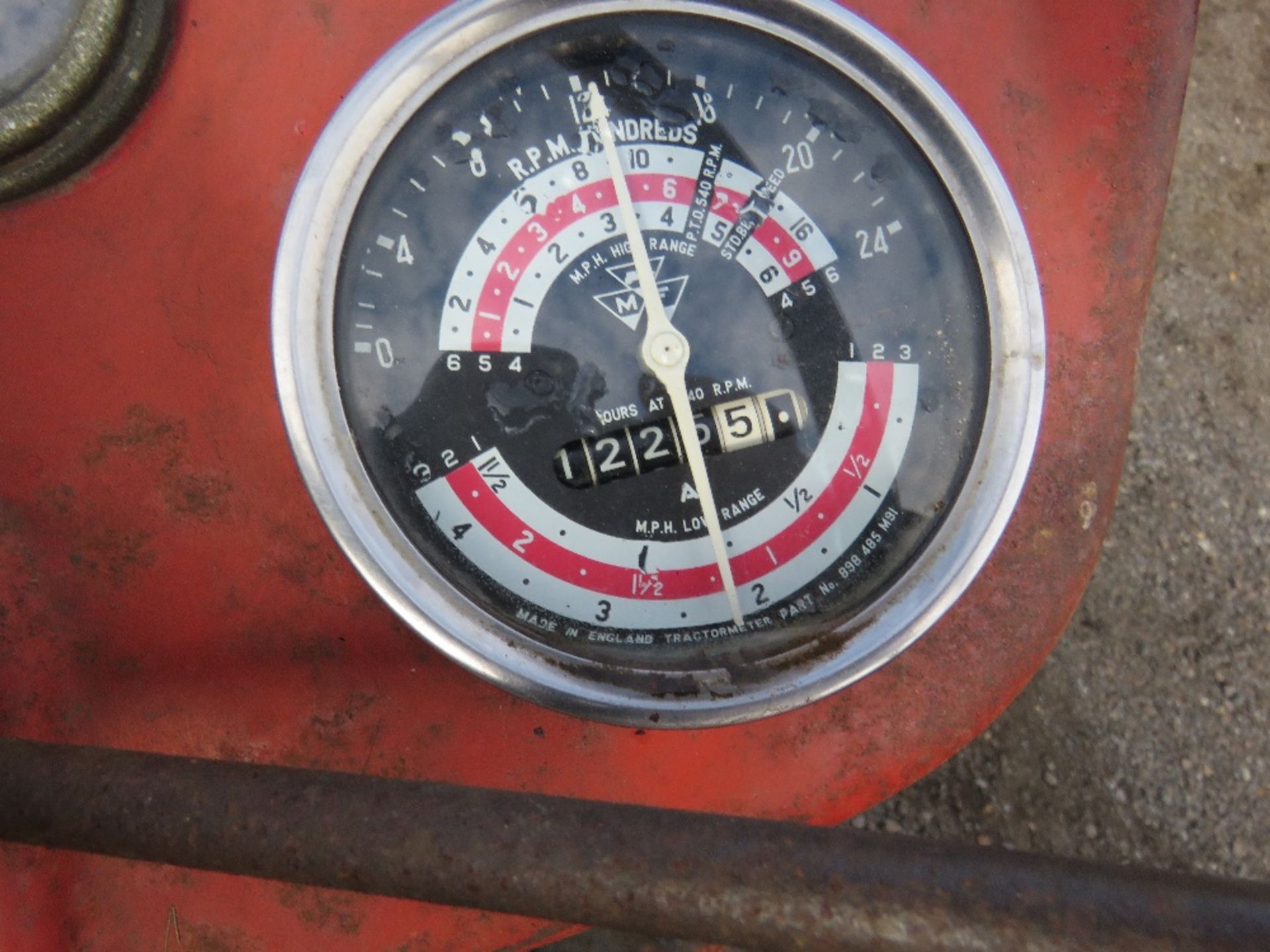 MASSEY FERGUSON 130 2WD TRACTOR . DIRECT FROM LOCAL HAY CONTRACTOR WHO IS RETIRING. - Image 11 of 13