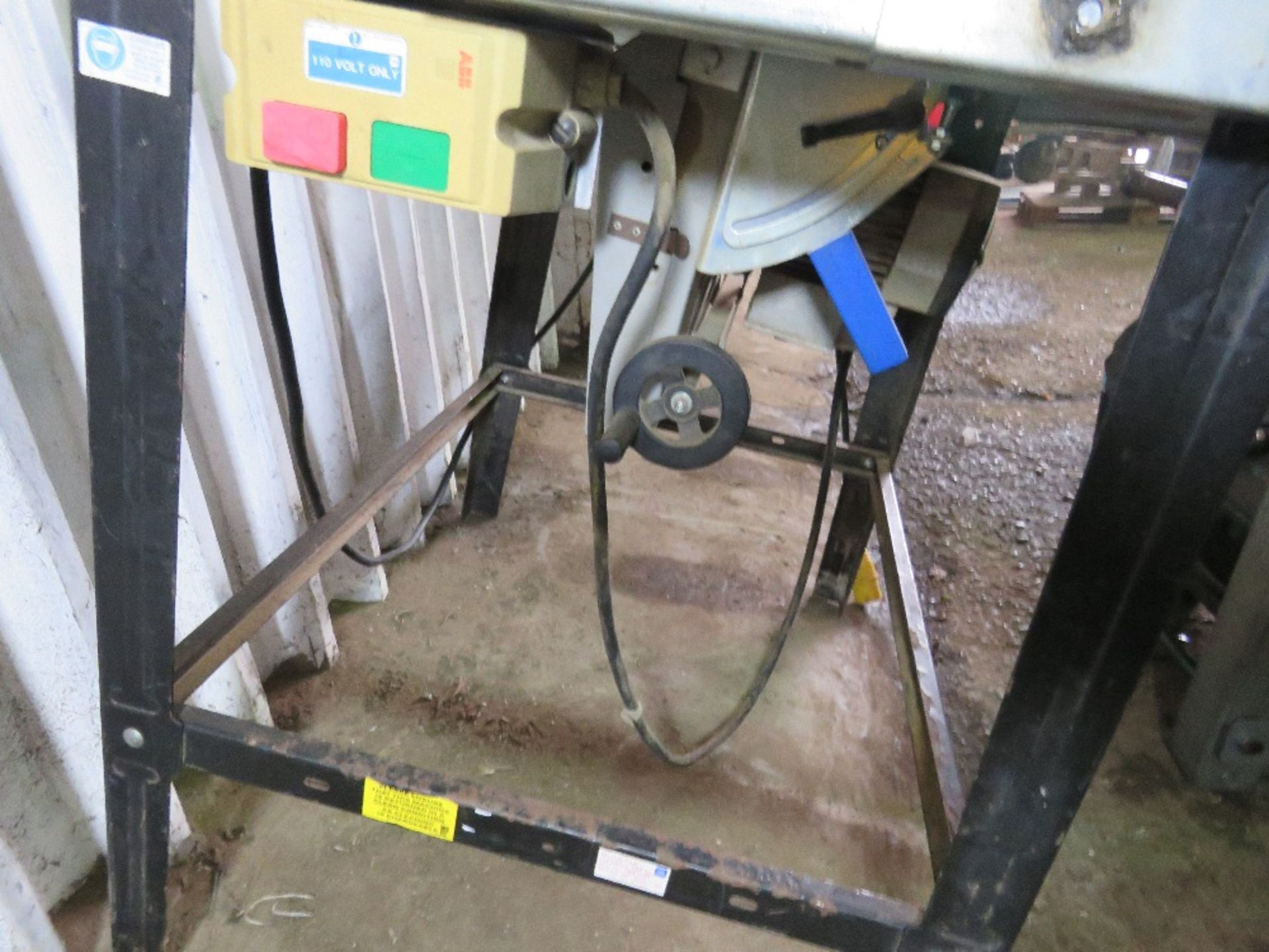 TABLE SAW, 110VOLT POWERED. - Image 2 of 3