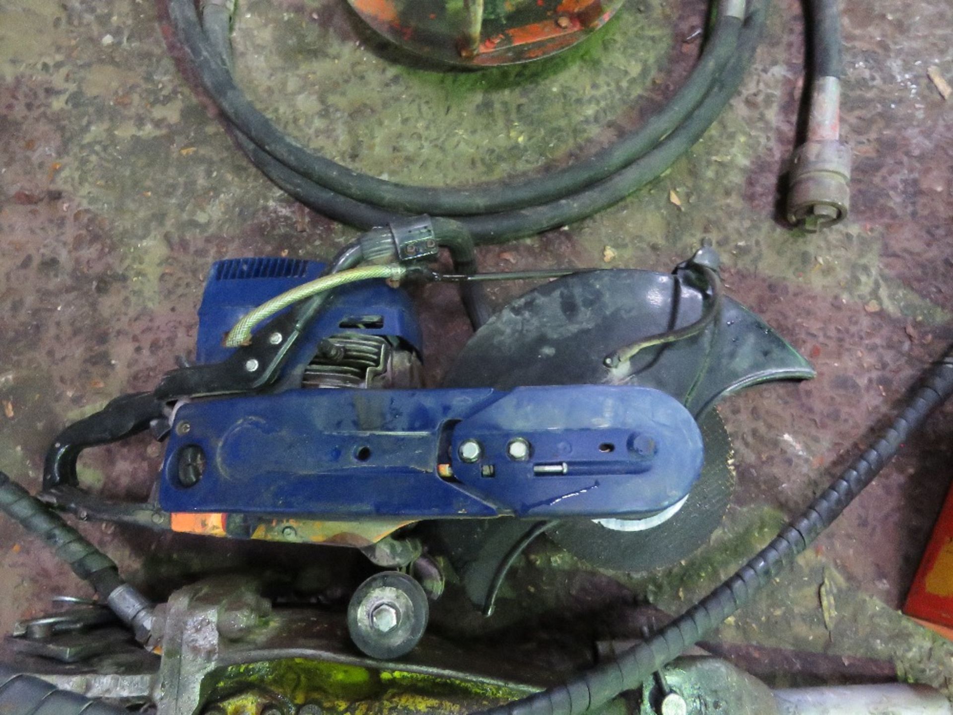 BLUE PETROL ENGINED CUT OFF SAW. - Image 3 of 3