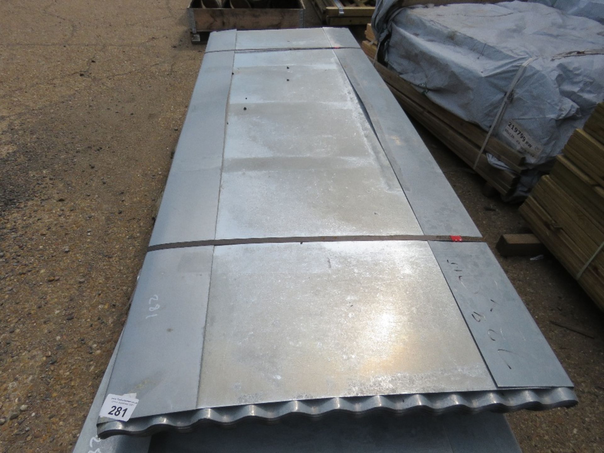 PACK OF 73NO 8FT CORRUGATED ROOFING SHEETS. - Image 3 of 3