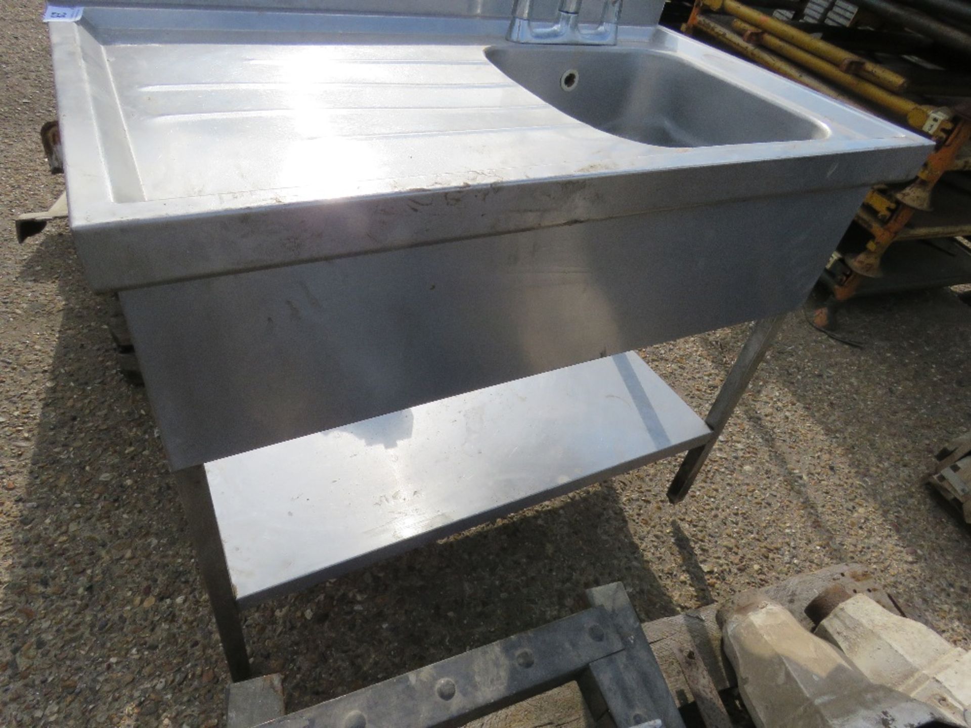 STAINLESS STEEL SINK WITH TAPS. - Image 3 of 3