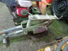 SILVER BLOCK SPLITTER. THIS LOT IS SOLD UNDER THE AUCTIONEERS MARGIN SCHEME THEREFORE NO VAT WILL BE