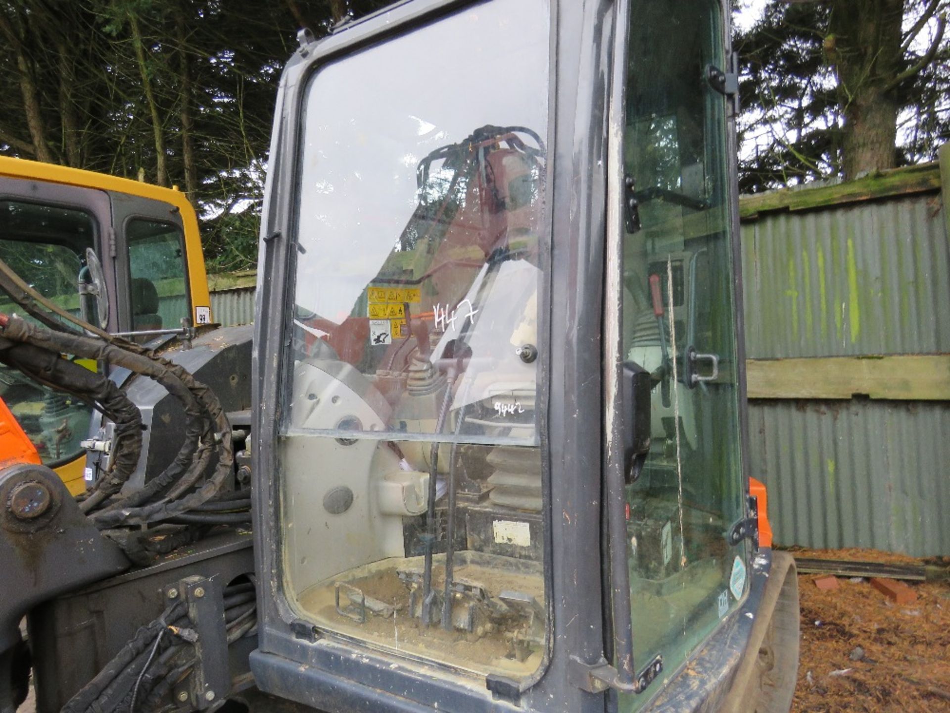 HITACHI ZX85USB-5A RUBBER TRACKED EXCAVATOR, YEAR 2014. COMES WITH ONE BUCKET AS SHOWN. QUICK HITC - Image 16 of 17