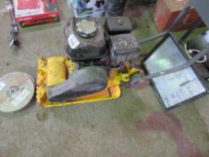 WACKER NEUSON PETROL ENGINED COMPACTION PLATE. RECOIL NEEDS ATTENTION, SOLD AS UNTESTED.