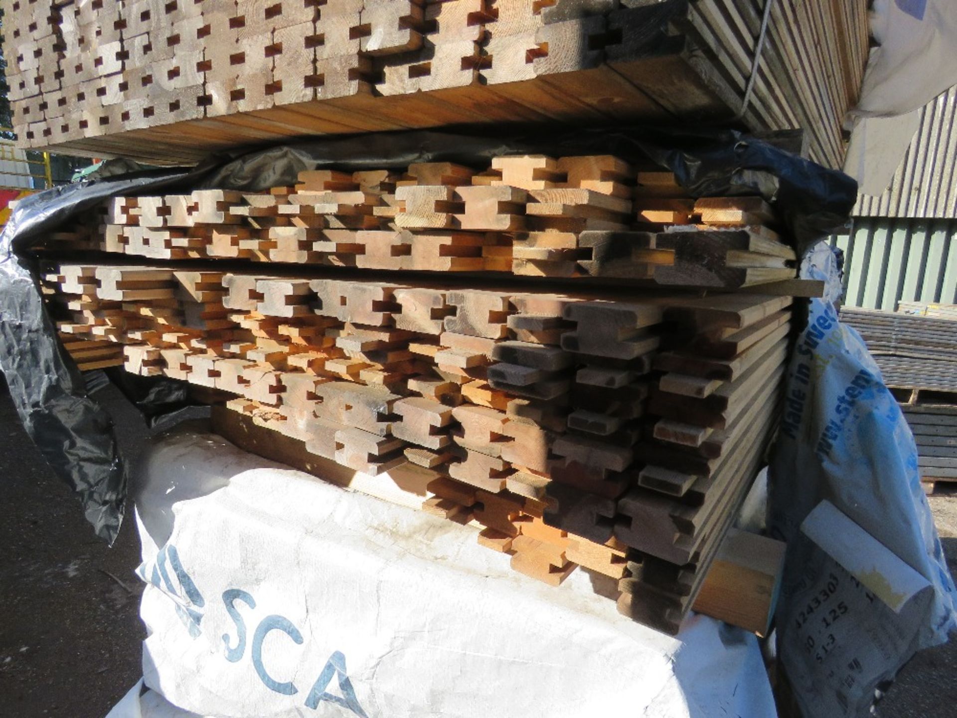 LARGE PACK OF H SECTIONED TIMBER, UNTREATED. SIZE: 1.45-1.75M LENGTH X 55MM WIDE X 35MM DEPTH APPROX - Image 4 of 6